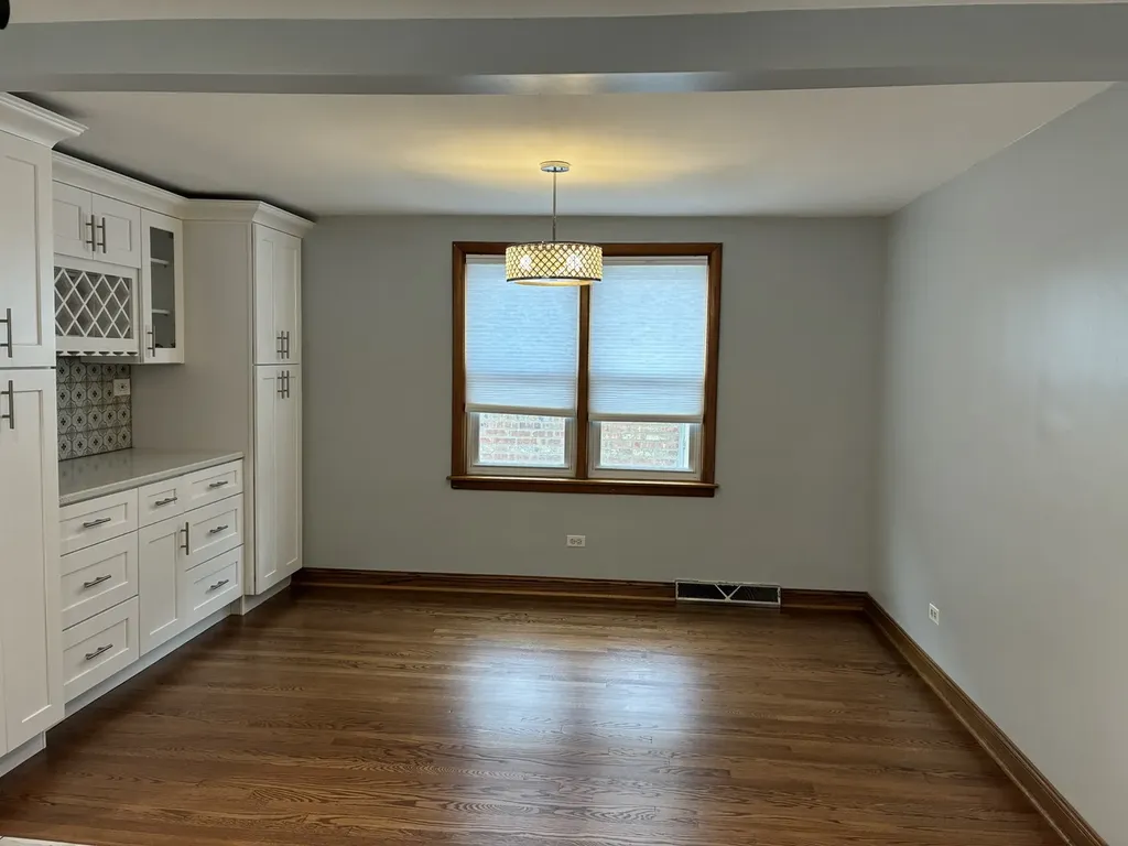 5144 South Natchez Avenue Chicago IL 60638