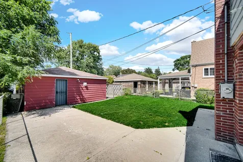 61 West 146th Street Riverdale IL 60827