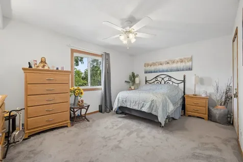14003 James Drive Crestwood IL 60418