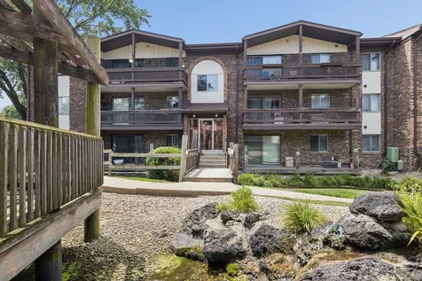 14003 James Drive Crestwood IL 60418