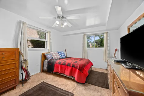 16948 Glen Oaks Drive Country Club Hills IL 60478