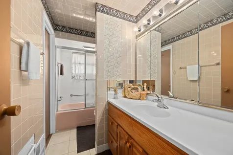 16948 Glen Oaks Drive Country Club Hills IL 60478