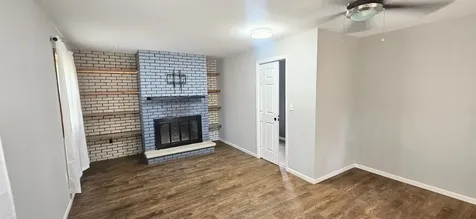909 East Lake Street Aurora IL 60506