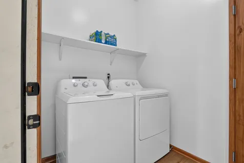 7463 Silo Street Machesney Park IL 61115