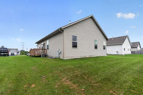 7463 Silo Street Machesney Park IL 61115