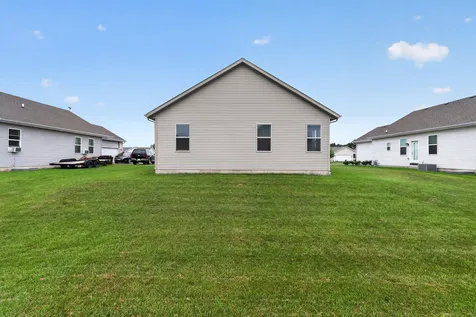 7463 Silo Street Machesney Park IL 61115