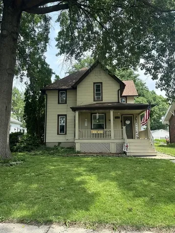 410 Broadway Avenue Sterling IL 61081
