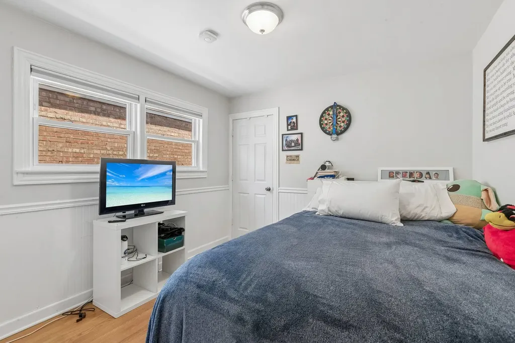 7540 North Octavia Avenue Chicago IL 60631