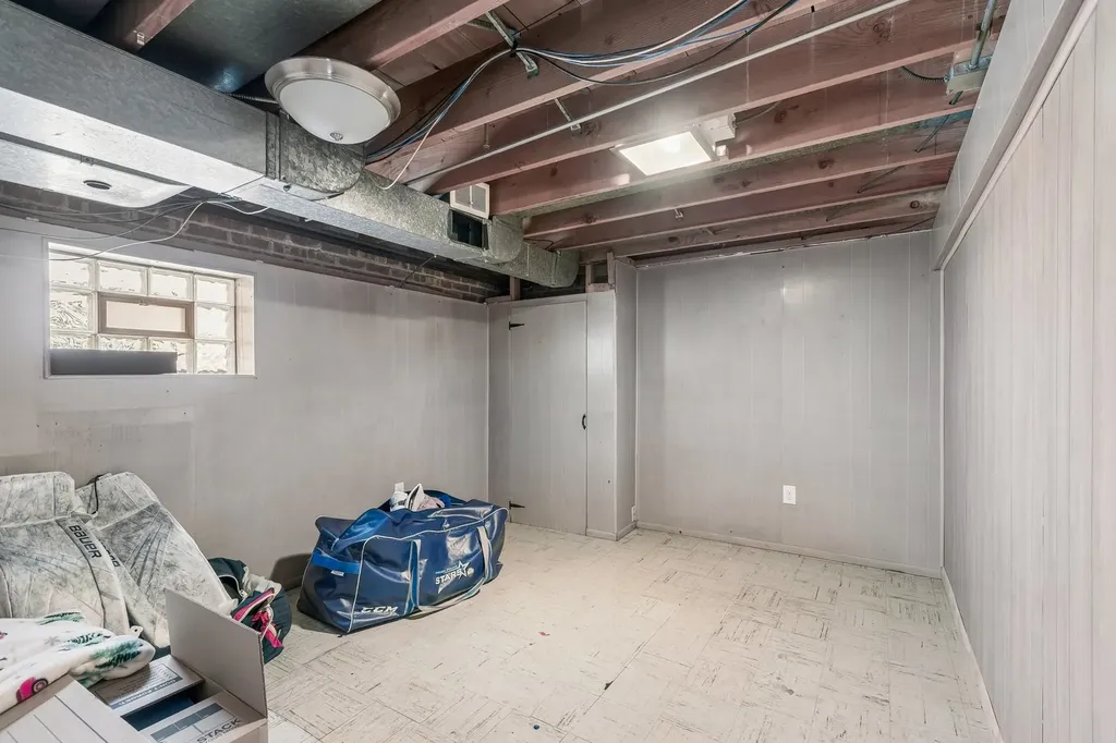 7540 North Octavia Avenue Chicago IL 60631