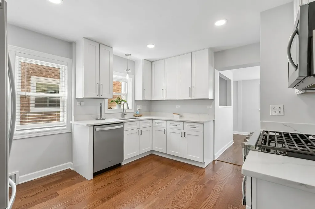 7540 North Octavia Avenue Chicago IL 60631