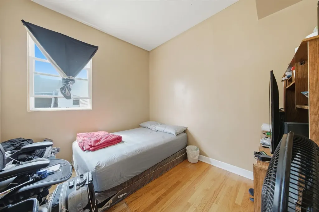 4101 West Potomac Avenue Chicago IL 60651