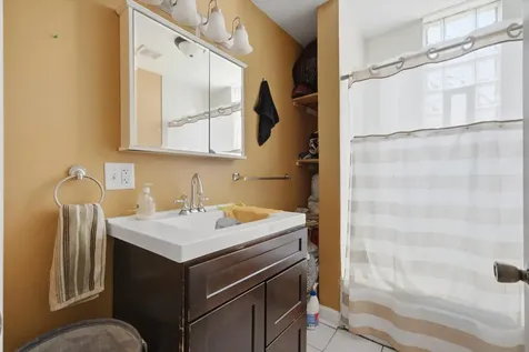4101 West Potomac Avenue Chicago IL 60651