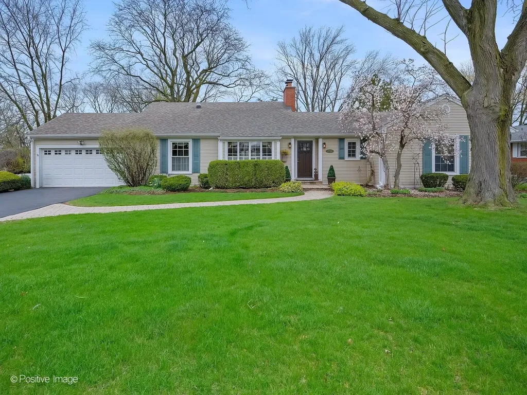 1738 60TH Street La Grange Highlands IL 60525