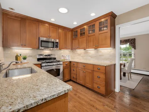 1738 60TH Street La Grange Highlands IL 60525