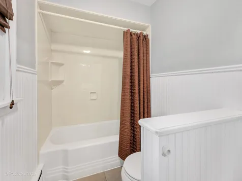 1738 60TH Street La Grange Highlands IL 60525