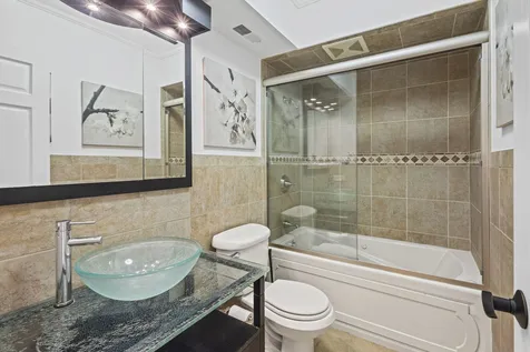 14517 Sussex Court Oak Forest IL 60452