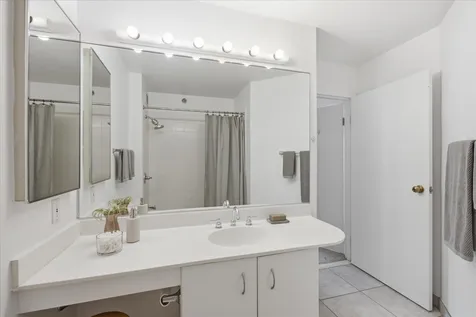 401 East Ontario Street Chicago IL 60611