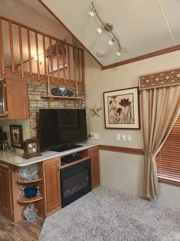 8/77 Woodhaven Lakes Sublette IL 61367