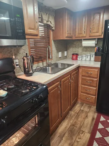 8/77 Woodhaven Lakes Sublette IL 61367