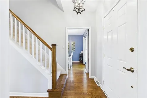 608 Fox Hollow Dekalb IL 60115