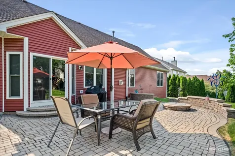 1324 Hickory Ridge Drive Montgomery IL 60538