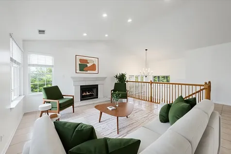 2421 Madiera Court Buffalo Grove IL 60089
