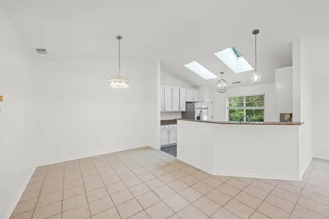 2421 Madiera Court Buffalo Grove IL 60089