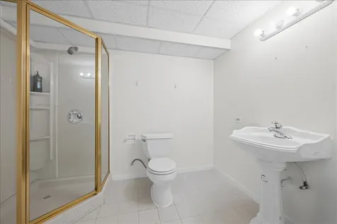 2421 Madiera Court Buffalo Grove IL 60089