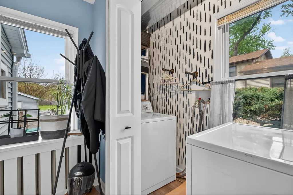 29 North Ahrens Avenue Lombard IL 60148