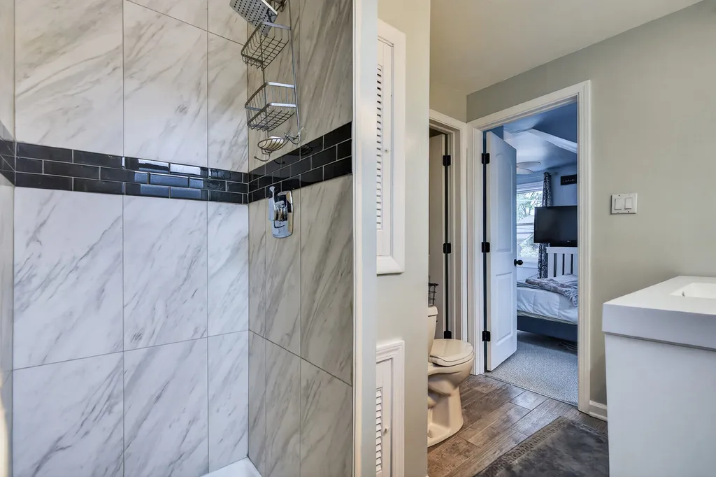 29 North Ahrens Avenue Lombard IL 60148