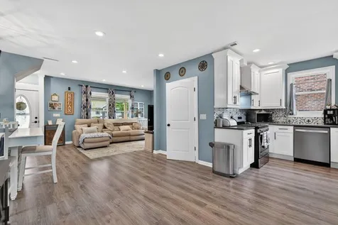29 North Ahrens Avenue Lombard IL 60148