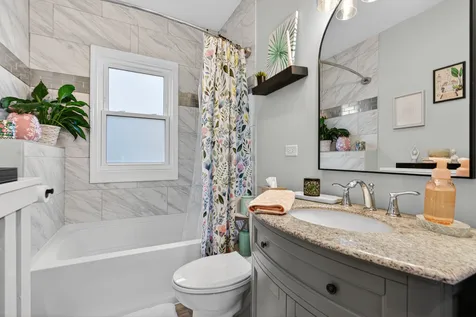 29 North Ahrens Avenue Lombard IL 60148