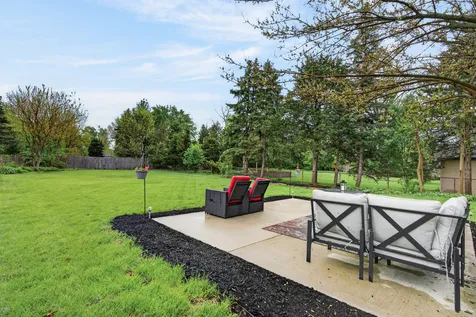 29 North Ahrens Avenue Lombard IL 60148