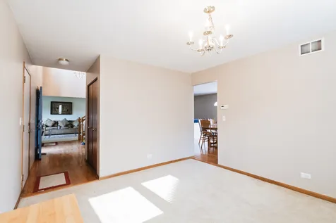 549 Farmhill Circle Wauconda IL 60084