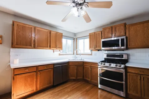 549 Farmhill Circle Wauconda IL 60084