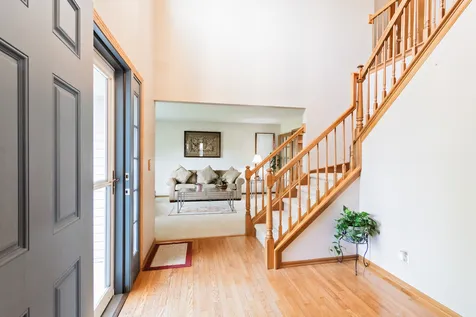 549 Farmhill Circle Wauconda IL 60084