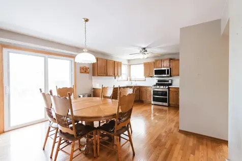 549 Farmhill Circle Wauconda IL 60084