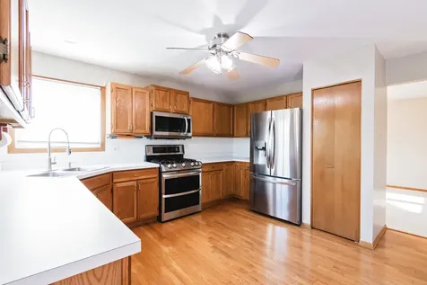549 Farmhill Circle Wauconda IL 60084