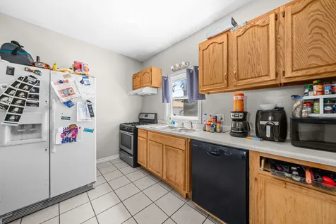 935 North Court Street Rockford IL 61103