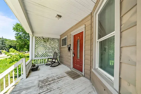 935 North Court Street Rockford IL 61103