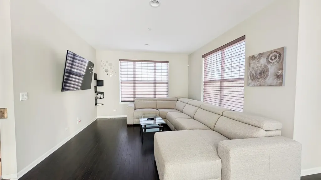 3S481 Barkley Avenue Warrenville IL 60563