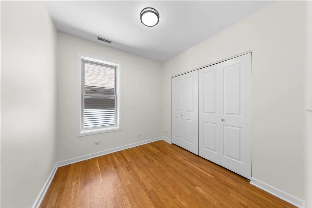 1655 North Fairfield Avenue Chicago IL 60647