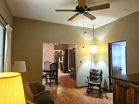 14-12 156TH Street Calumet City IL 60409
