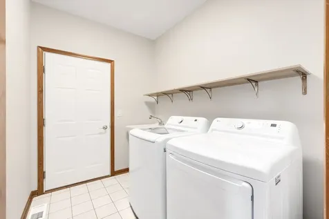 146 Santa Fe Lane Willow Springs IL 60480