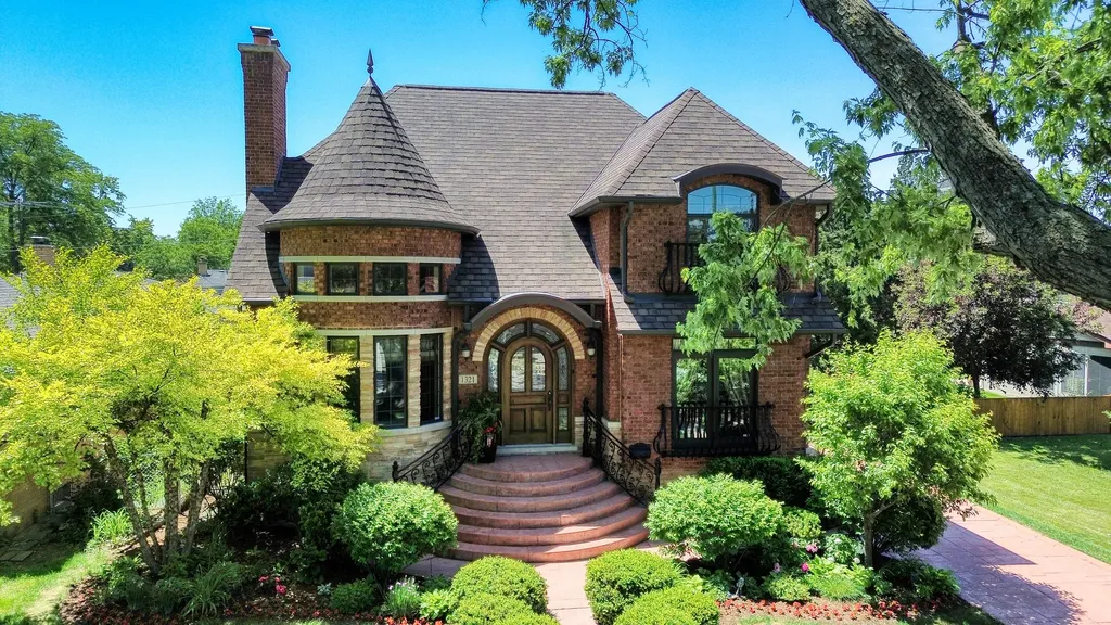 1321 Glenlake Avenue Park Ridge IL 60068