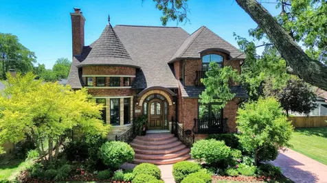 1321 Glenlake Avenue Park Ridge IL 60068