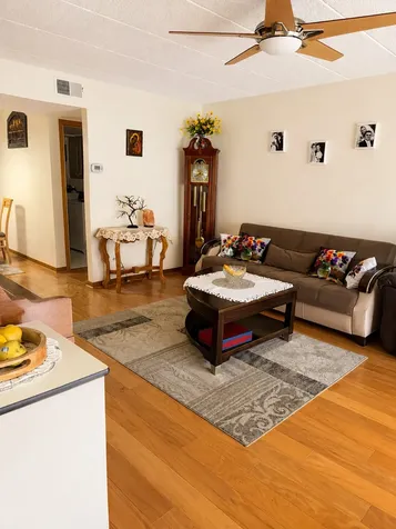 1380 Oakwood Avenue Des Plaines IL 60016