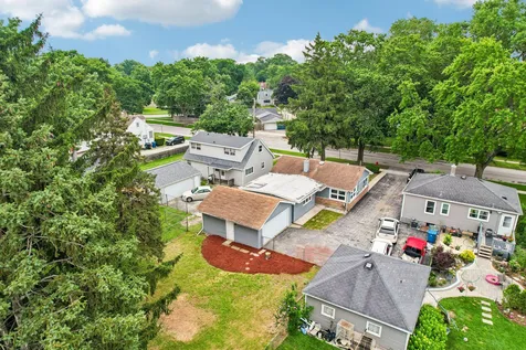 14626 Abbottsford Road Midlothian IL 60445