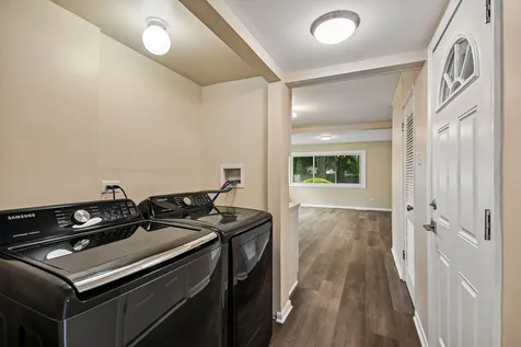 14626 Abbottsford Road Midlothian IL 60445