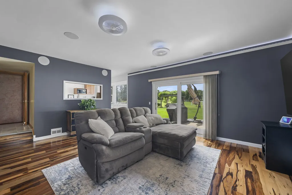 1177 Stanton Road Lake Zurich IL 60047
